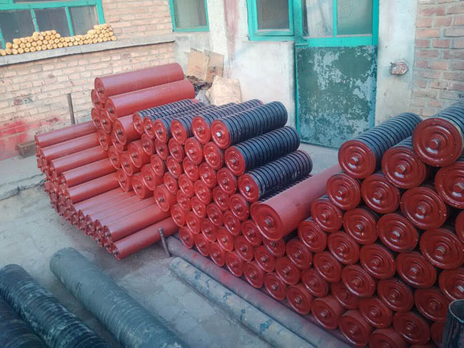 振動(dòng)篩 提升機(jī) 輸送機(jī)2