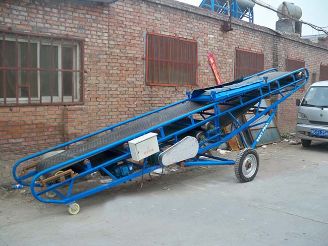 皮帶輸送機(jī)
