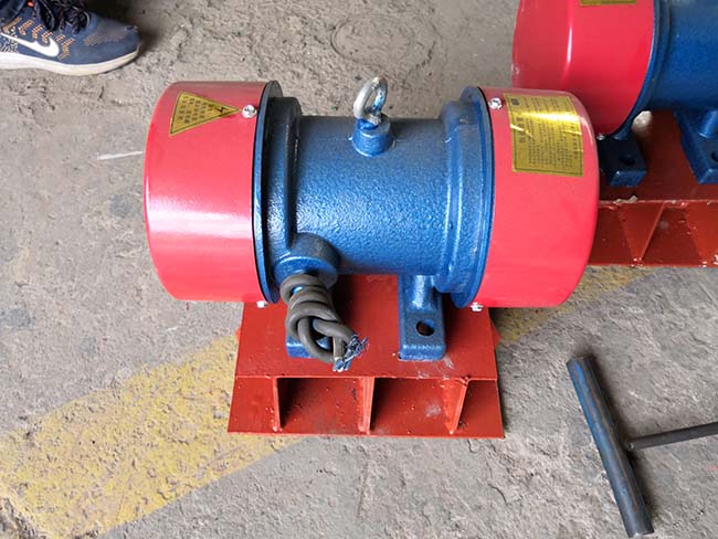 YZO振動(dòng)電機(jī)