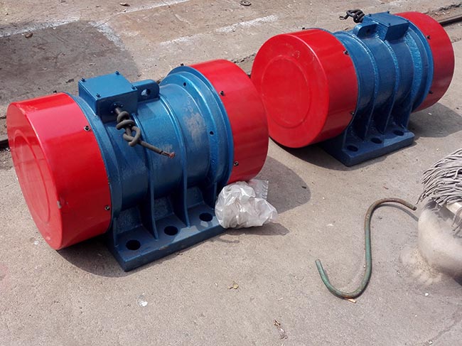 YZU-3-6振動(dòng)電機(jī)