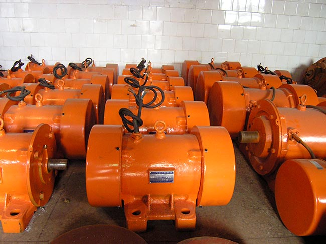 YZO-50-4振動(dòng)電機(jī)