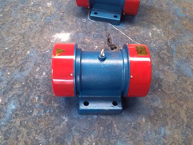 YZU-3-4的振動(dòng)電機(jī)