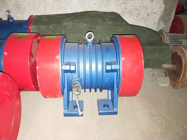 JZO30-2振動(dòng)電機(jī)