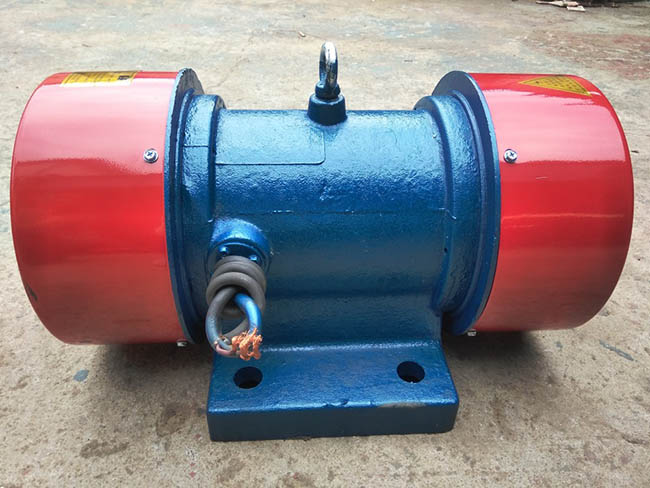 YZU-20-4振動(dòng)電機(jī)