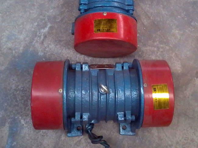 JZO振動(dòng)電機(jī)