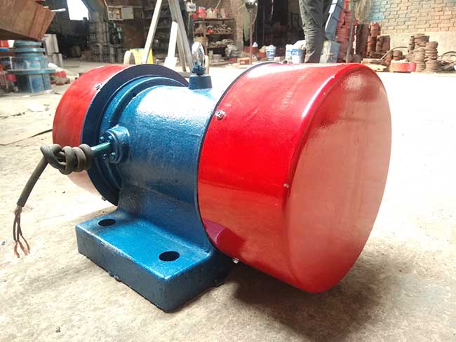 YZU5-6振動(dòng)電機(jī)