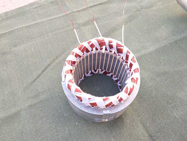 動(dòng)鐵式直線振動(dòng)電機(jī)