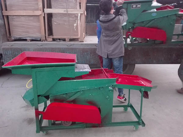 耐爾特機(jī)械生產(chǎn)的家用型小型麥種比重篩選機(jī) 效果非常好