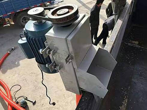 山東河沙輸送機、大管徑的吸糧食機、鋸末粉吸料機、淀粉輸料機