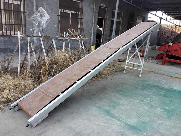 方便實(shí)用小型折疊式皮帶機(jī)輸送帶尼龍帶橡膠帶
